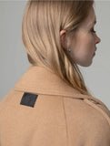 GAELLE PARIS      Cappotto corto doppiopetto con manica raglan GAABW11002 sabbia