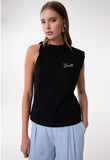 GAELLE PARIS T-Shirt Smanicata Con Dettaglio Sul Davanti E Logo Strass Lato Cuore GAABW09373 nero