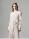 GAELLE PARIS Pullover paricollo con motivo a treccia e pendaglio logato sul retro
GAABW11436 crema