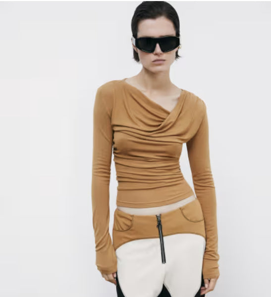 PATRIZIA PEPE Top con scollo asimmetrico e drappeggio 2M4479_J337_B847 Urban beige