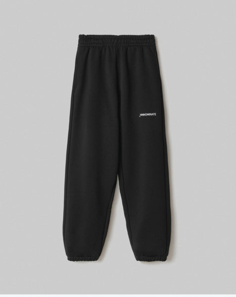 HINNOMINATE Pantalone in felpa basico con elastico al fondo • Nero 
HMABW01945